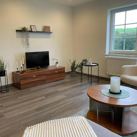 Moderne Ab 2026 Mit Saunabereich アパート Buchet