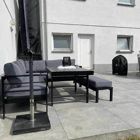 Moderne Ab 2026 Mit Saunabereich アパート *